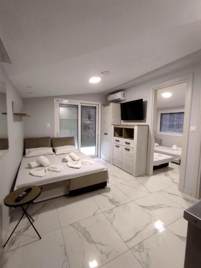 Apartments Nera Paralia-Apartment With Sea View エクステリア 写真